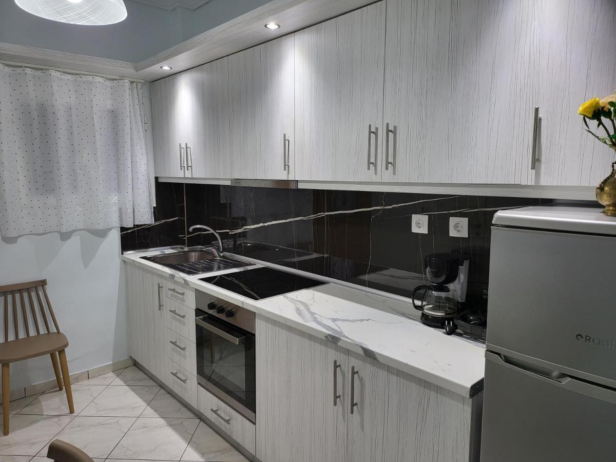 Thea Sea Apartment Nea Moudania Exterior foto